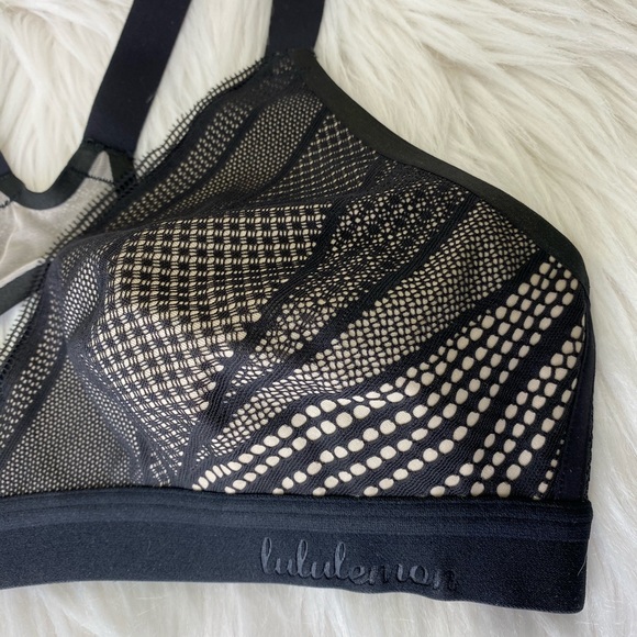 🍋 Lululemon 🍋 Awake to Lace Bra Size 34C - Picture 6 of 8